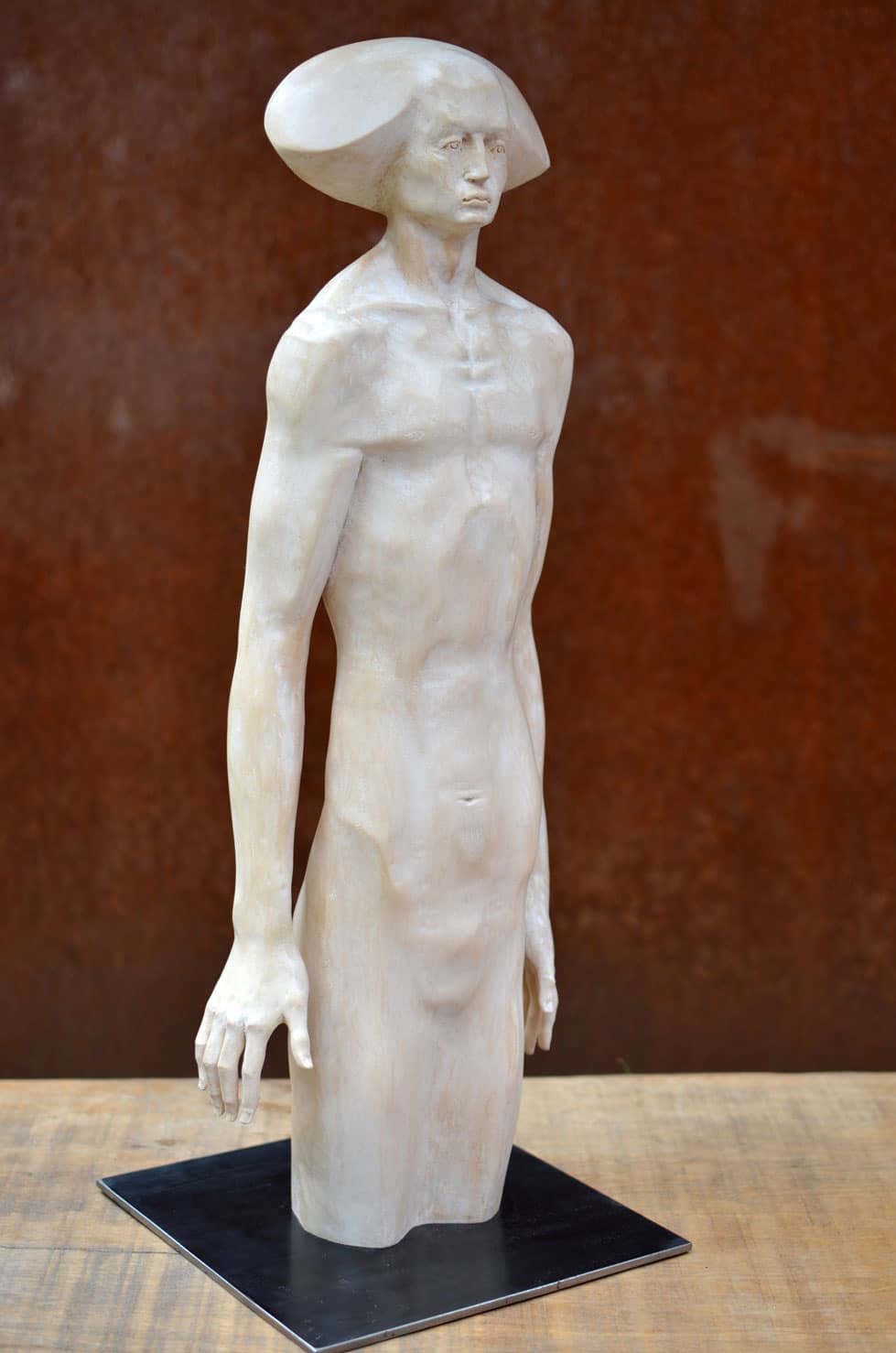" Standing and Waiting " 90 cm, tilleul, 2013 - Pièce unique