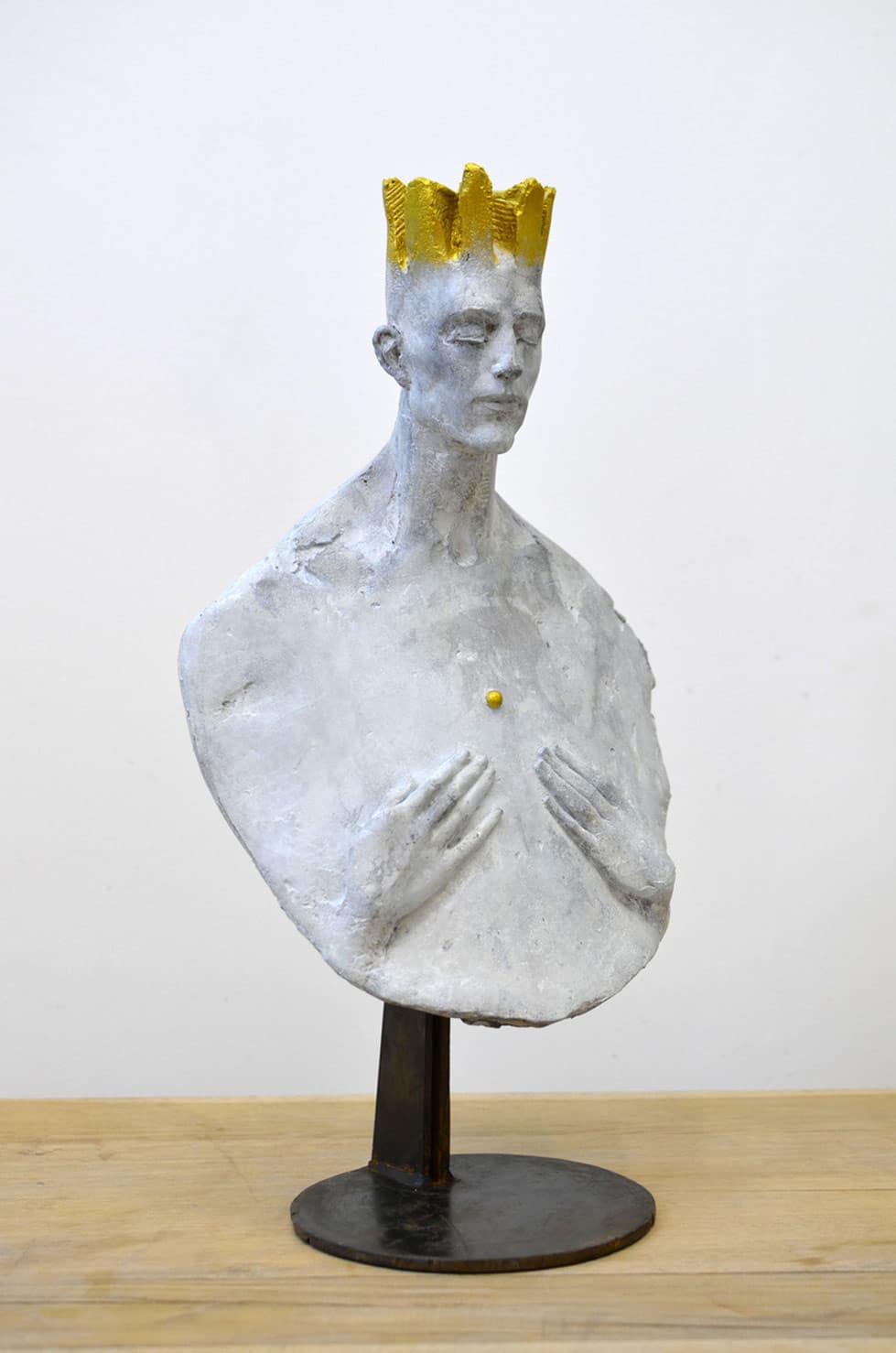 Davide Galbiati, Religion 190 cm, solive en chêne antique (130 ans), 2009