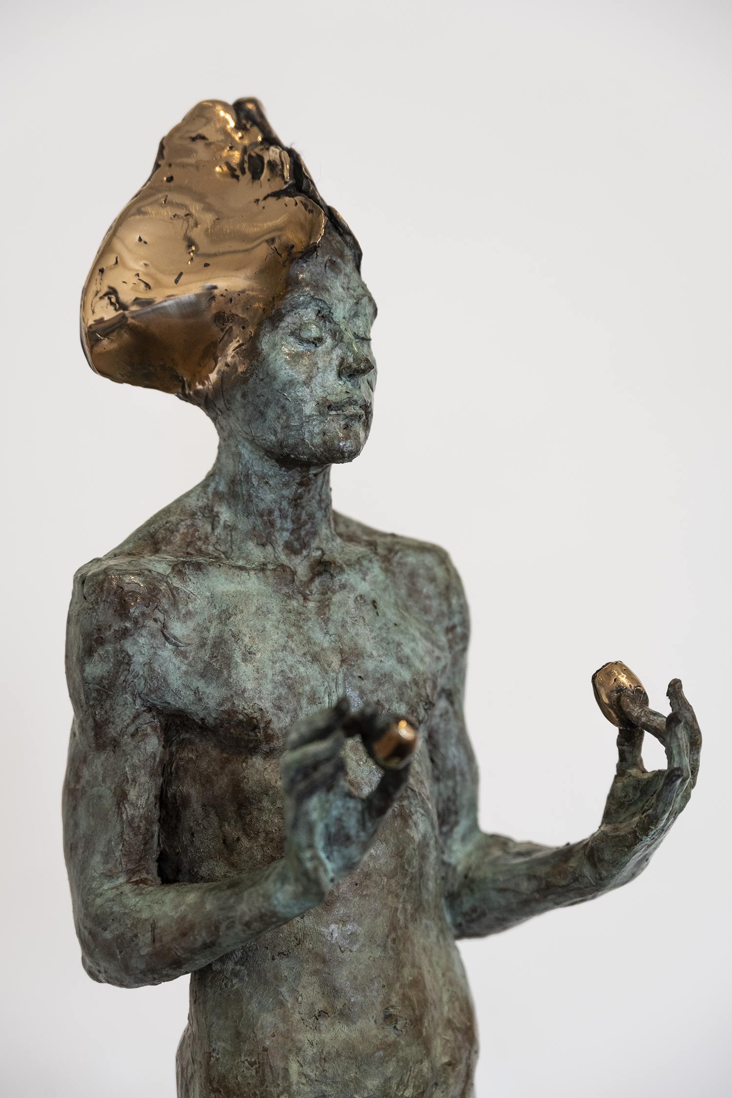 Bronze, Davide Galbiati, Golden stones